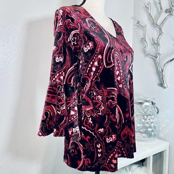 Prelude Velvet Flare Sleeve Top Red - Picture 4 of 9